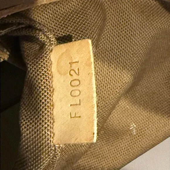 Preloved Louis Vuitton Alma Monogram Bag W/Certificate of Authenticity - Picture 10 of 16